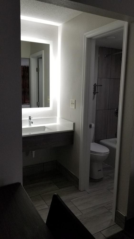 Days Inn & Suites By Wyndham Charleston Airport West North Charleston Luaran gambar