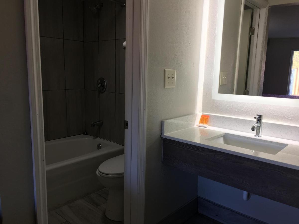 Days Inn & Suites By Wyndham Charleston Airport West North Charleston Luaran gambar
