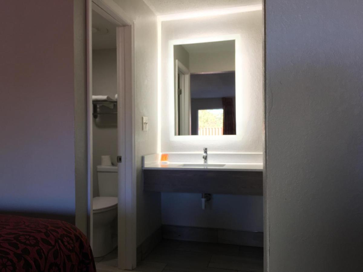 Days Inn & Suites By Wyndham Charleston Airport West North Charleston Luaran gambar